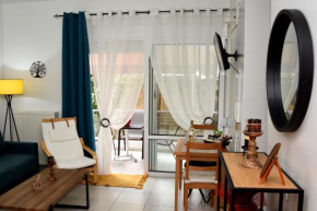 Floras House